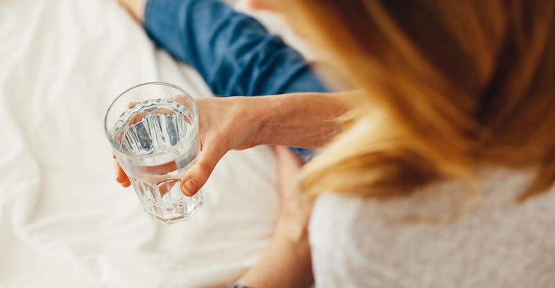 how drinking water helps your skin