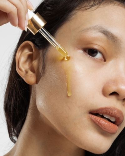 How Can you Maximize the Benefits of Using Retin-A - The Skincare Culture