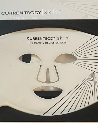Current Body Skin LED Light Therapy Mask Contents - The Skincare Culture