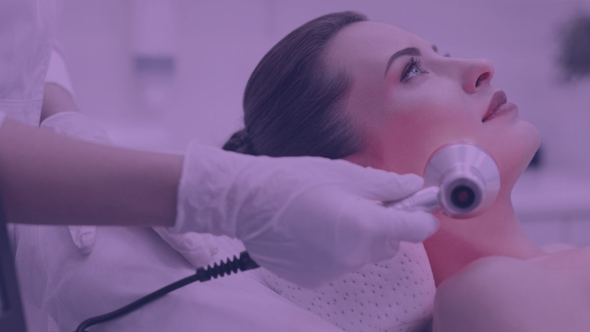 does red light therapy help with acne
