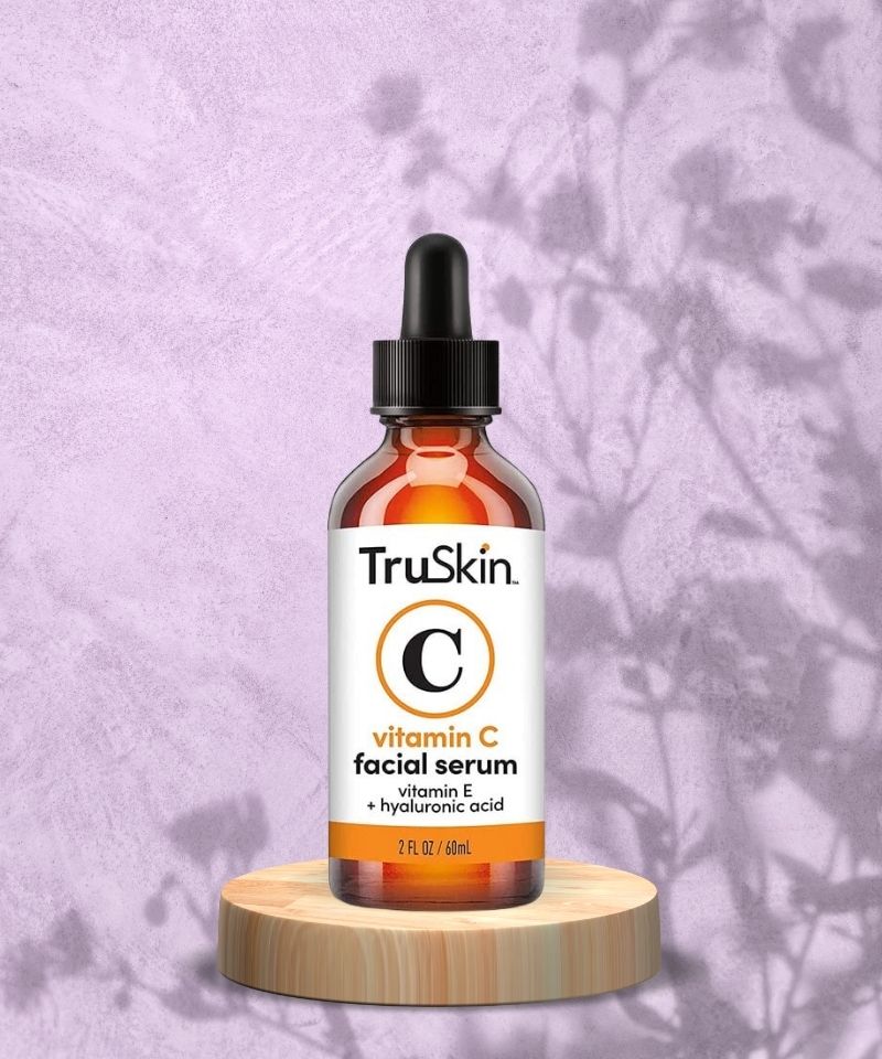 The TruSkin – Vitamin C Serum is one of the best vitamin C facial serums you can use for all skin types.